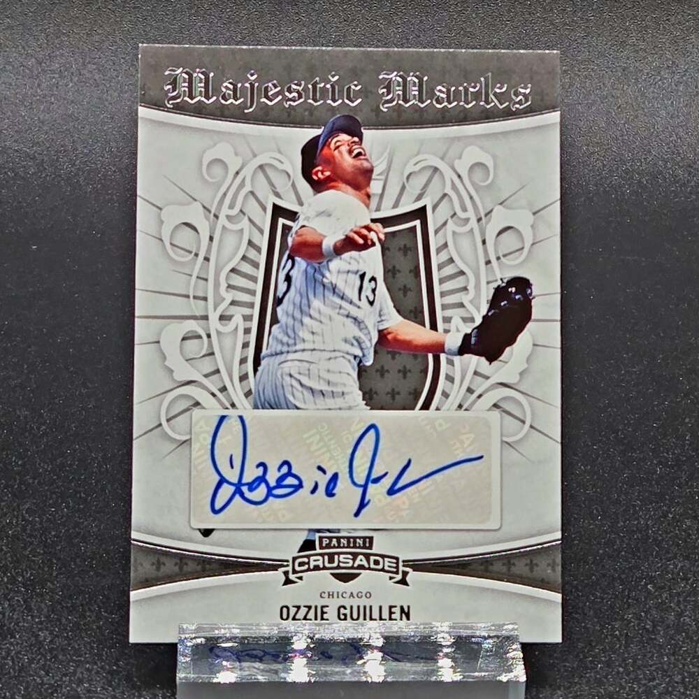 Ozzie Guillen 2024 Crusade Majestic Marks Auto Chicago White Sox Star
